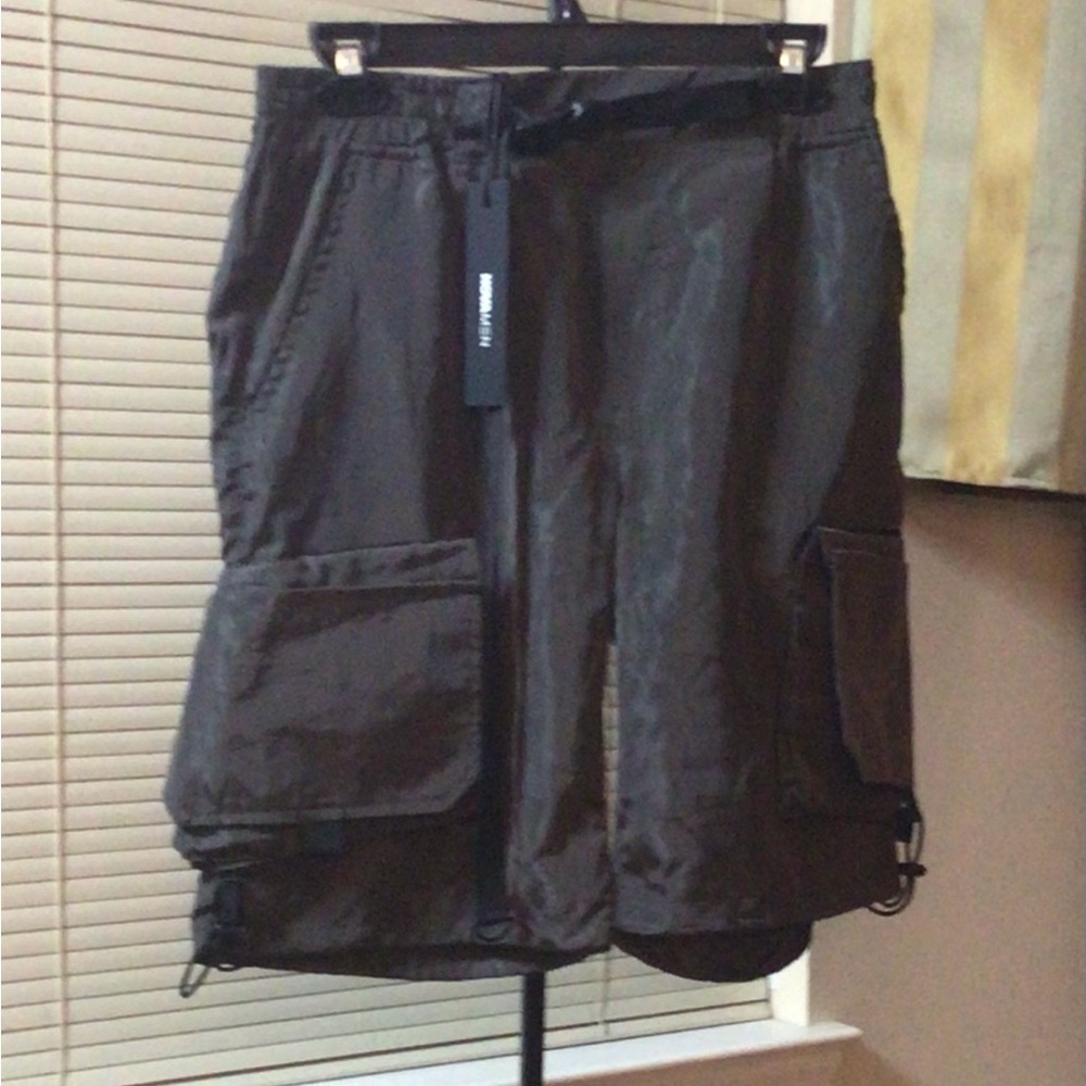 Mens Medium Novamen Stunt 101 cargo Black Shorts removeable pockets